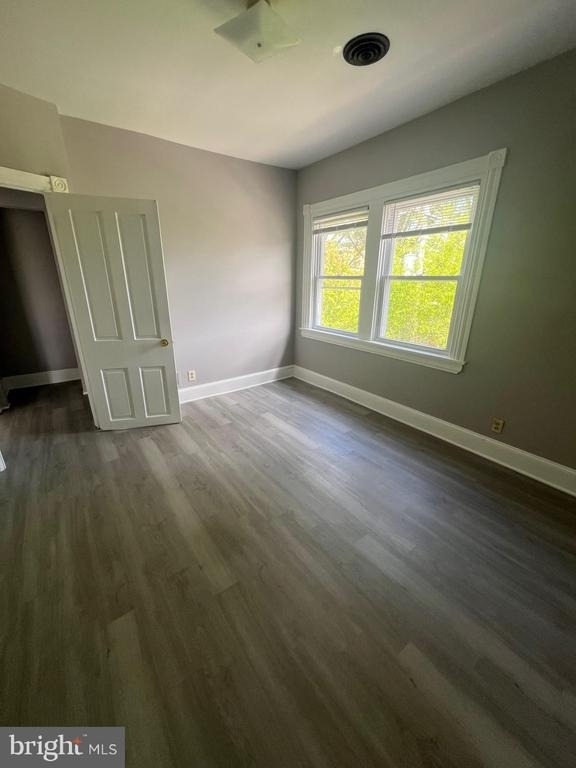 1000 W 8th Street - Photo 5