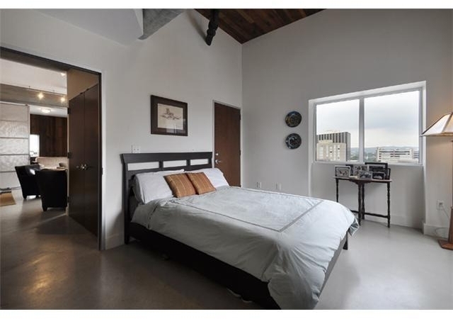 800 Brazos St - Photo 9