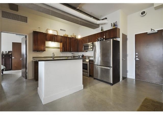 800 Brazos St - Photo 6
