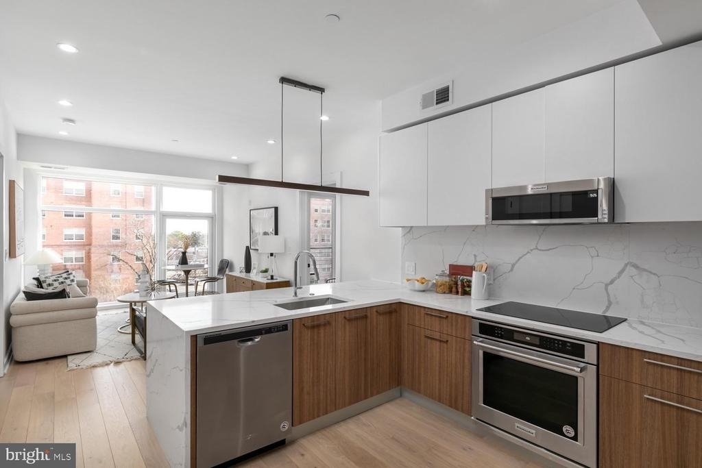 7700 Georgia Avenue Nw - Photo 4