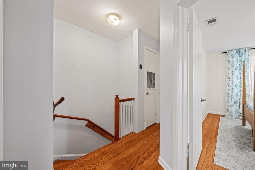 139 Hawaii Avenue Ne - Photo 7