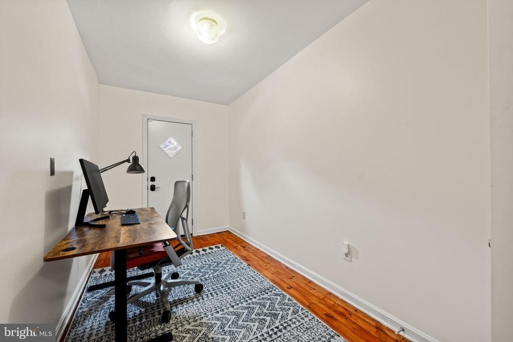 139 Hawaii Avenue Ne - Photo 14