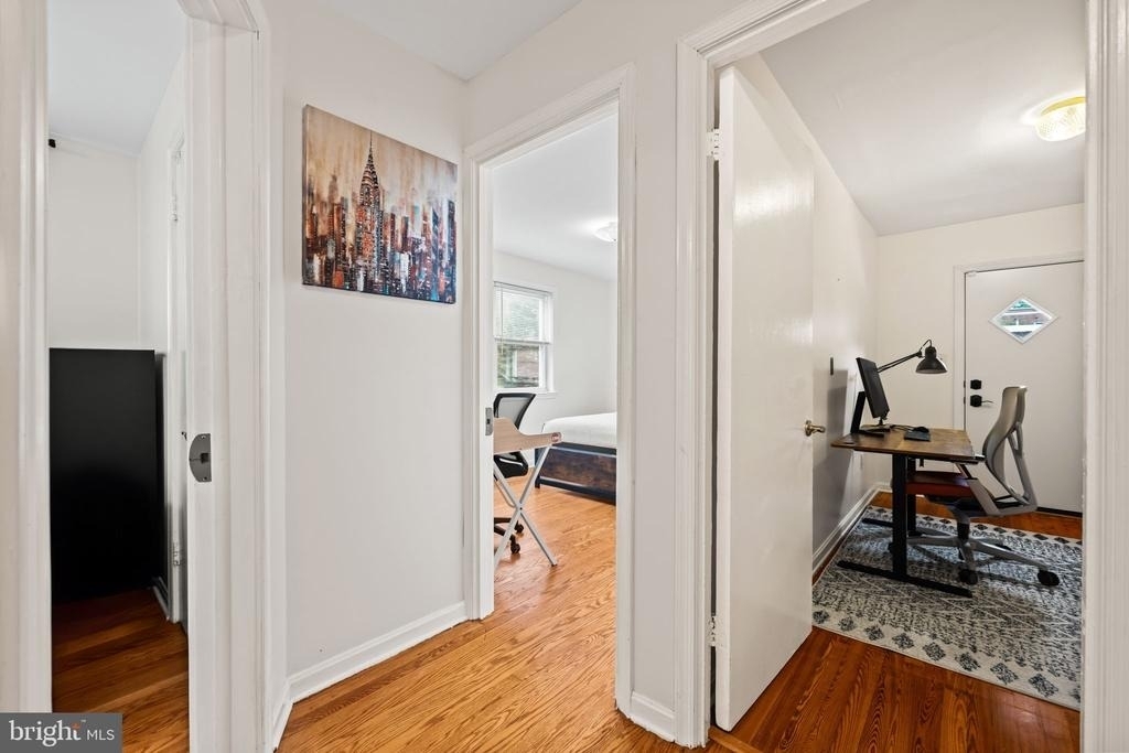 139 Hawaii Avenue Ne - Photo 11