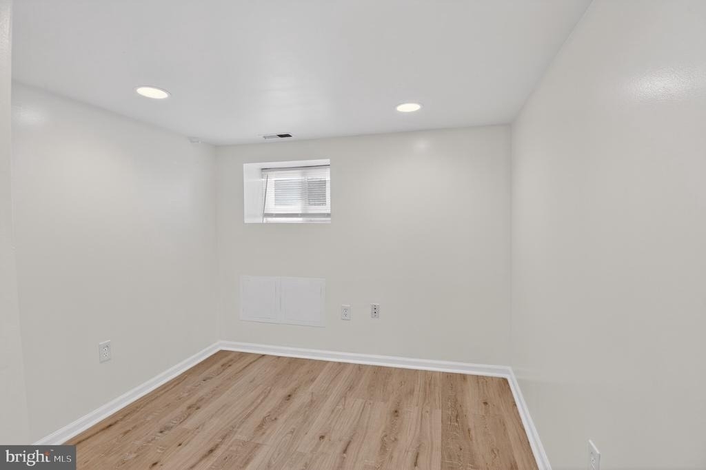 141 Uhland Terrace Ne - Photo 9