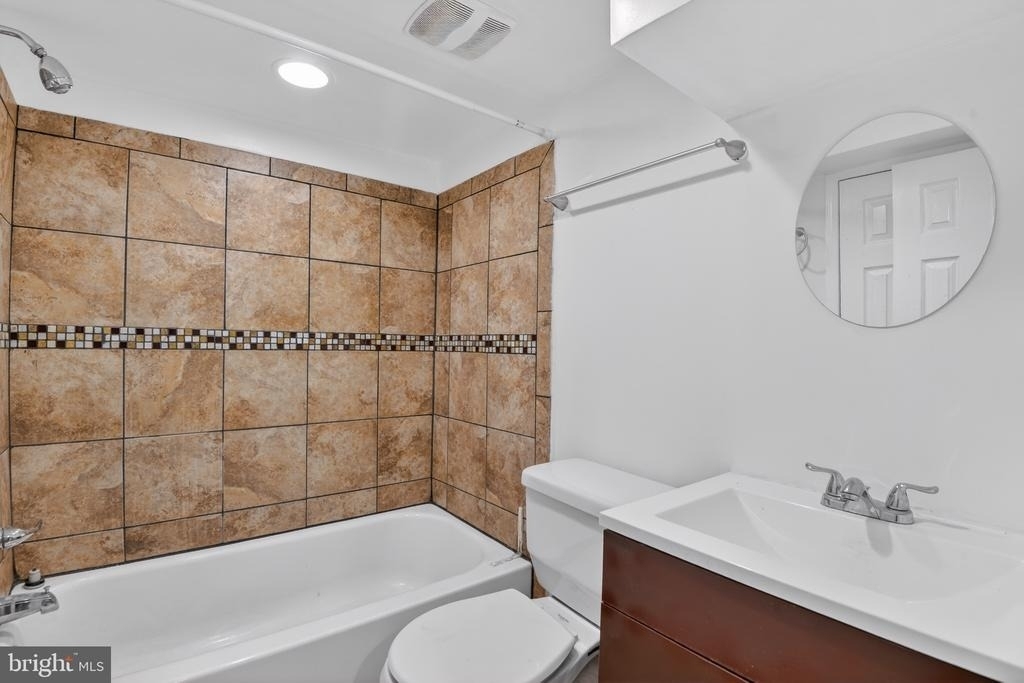141 Uhland Terrace Ne - Photo 8