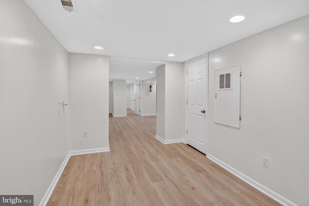 141 Uhland Terrace Ne - Photo 11