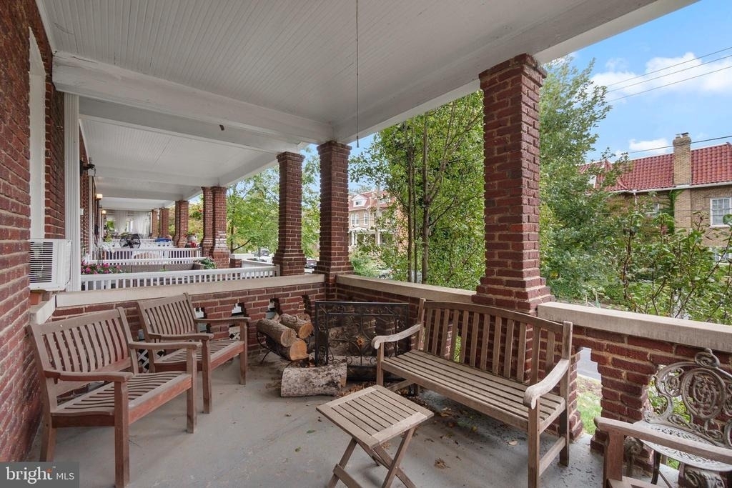 1501 Crittenden Street Nw - Photo 9