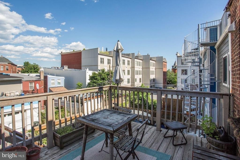 1915 11th Street Nw - Photo 18