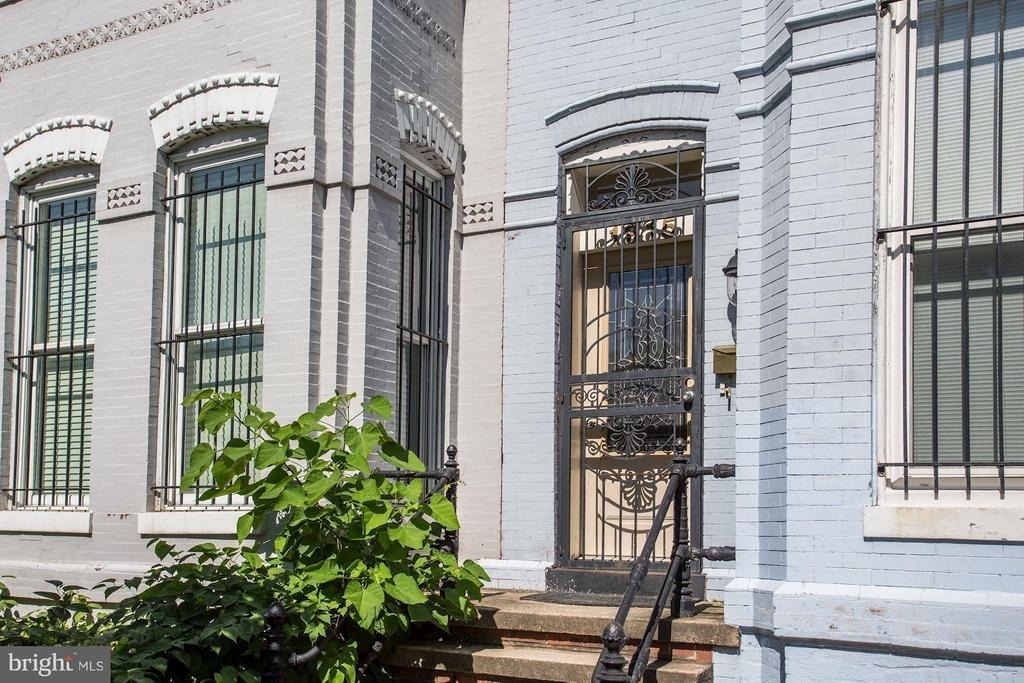 1915 11th Street Nw - Photo 4