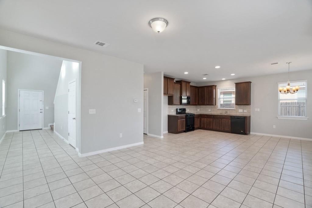 156 Triumph Rd - Photo 5