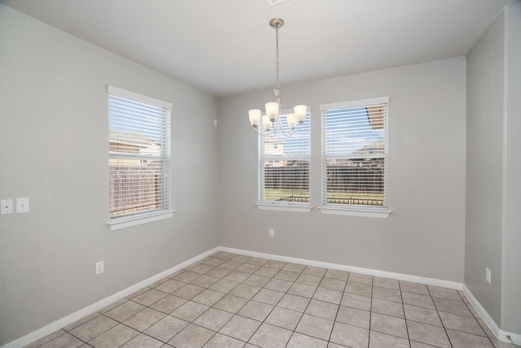 156 Triumph Rd - Photo 20