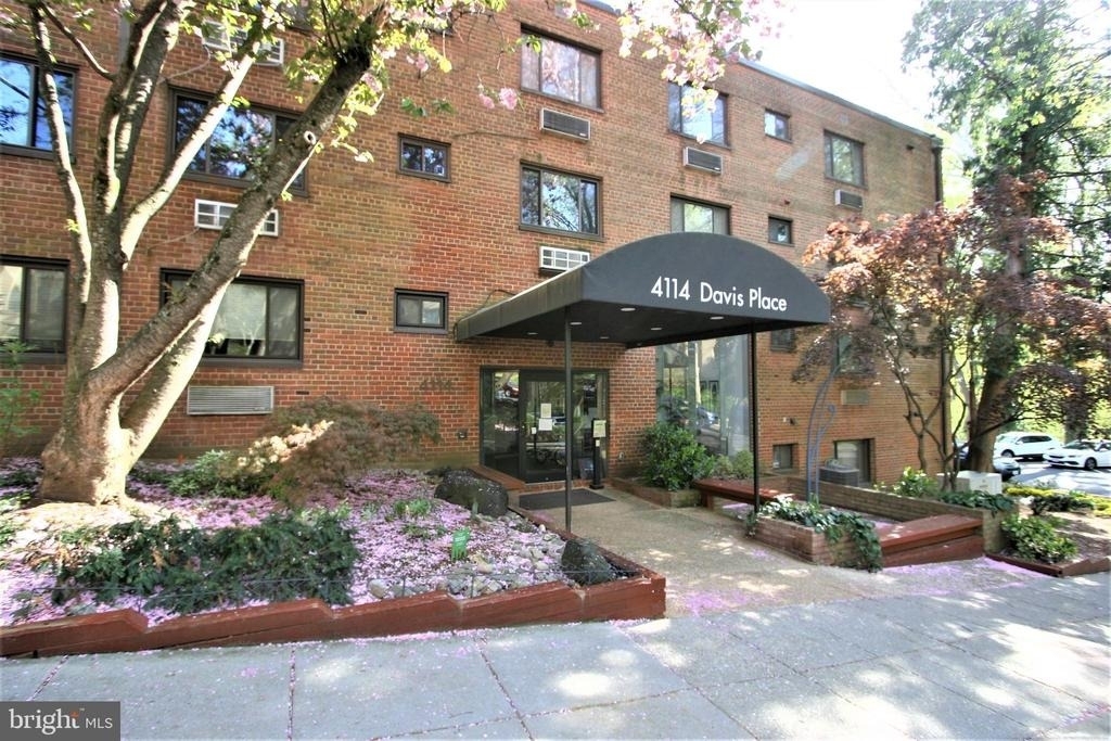 4114 Davis Place Nw - Photo 0