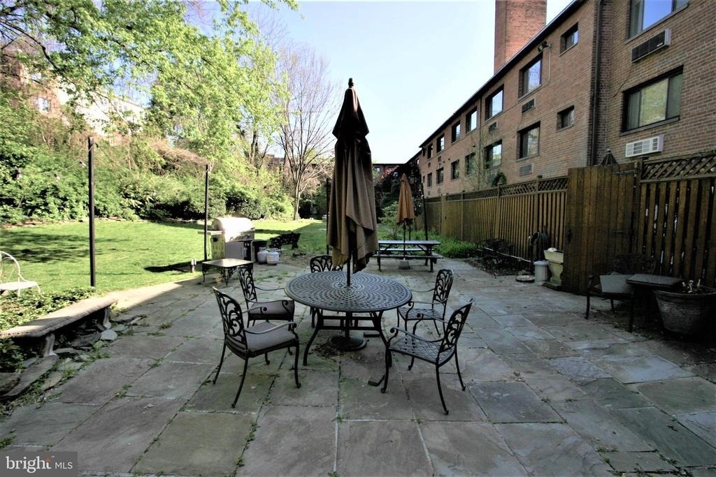 4114 Davis Place Nw - Photo 3