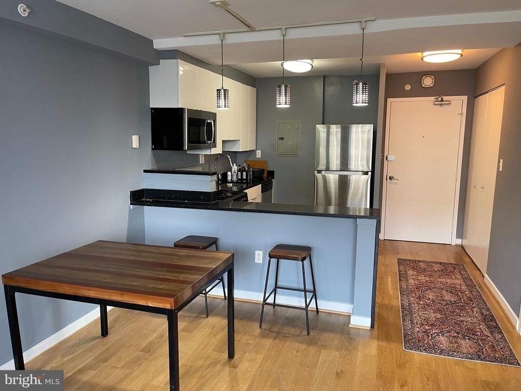 1101 3rd Street Sw - Photo 7
