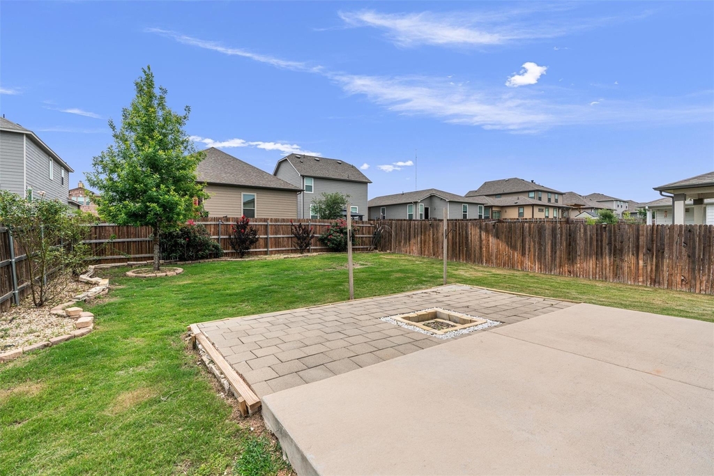 305 Los Cobos Ln - Photo 23