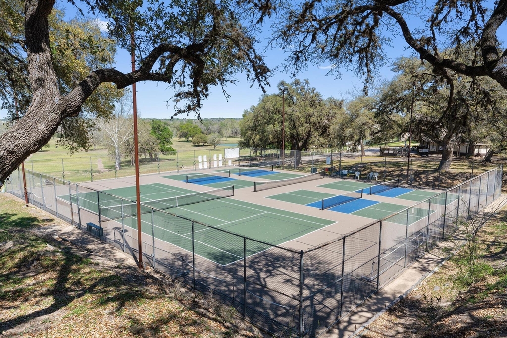 312 Country Club Dr - Photo 39