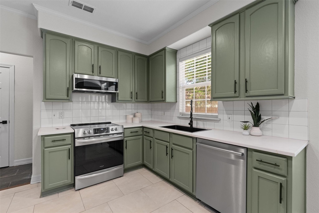312 Country Club Dr - Photo 12