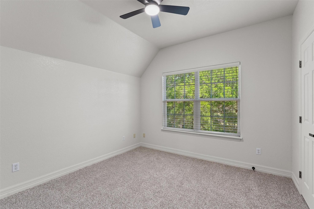312 Country Club Dr - Photo 21
