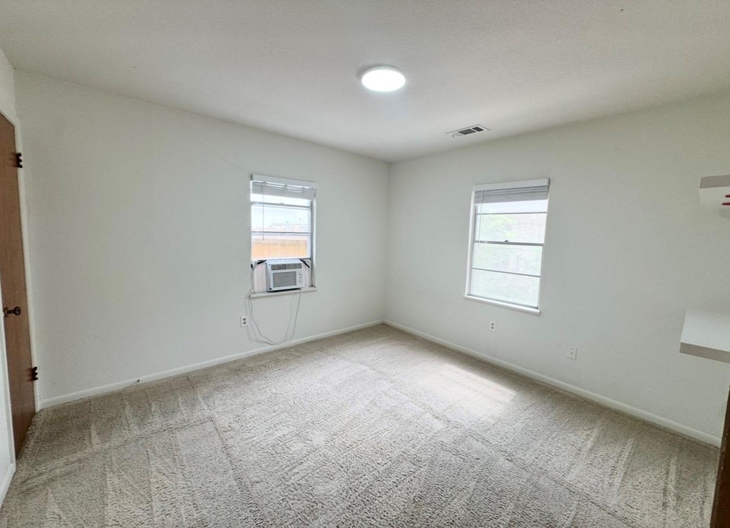 406 Swanee Dr - Photo 10