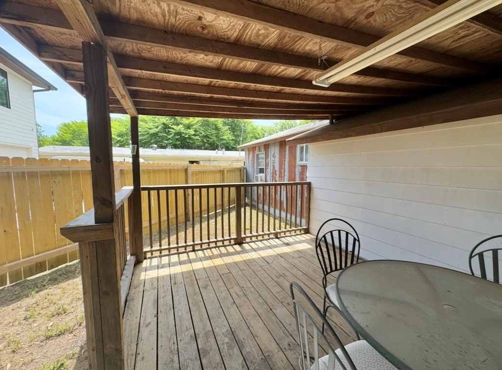 406 Swanee Dr - Photo 13