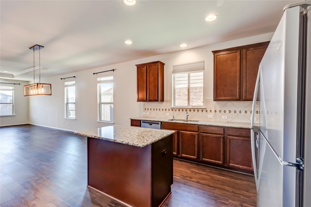 11617 Amber Stream Ln - Photo 9