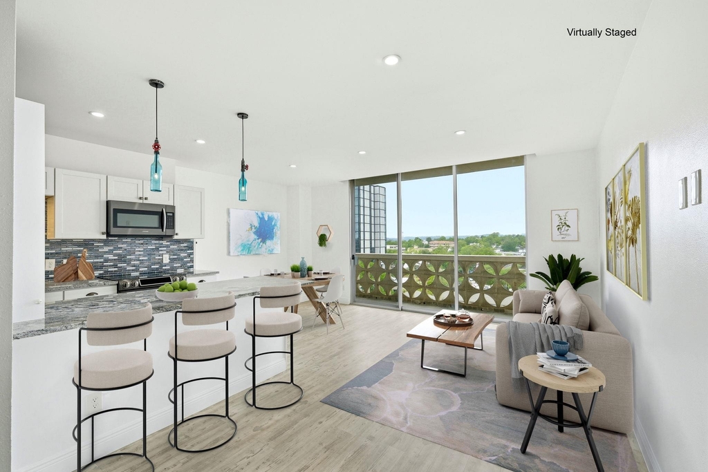 1801 Lavaca St - Photo 0