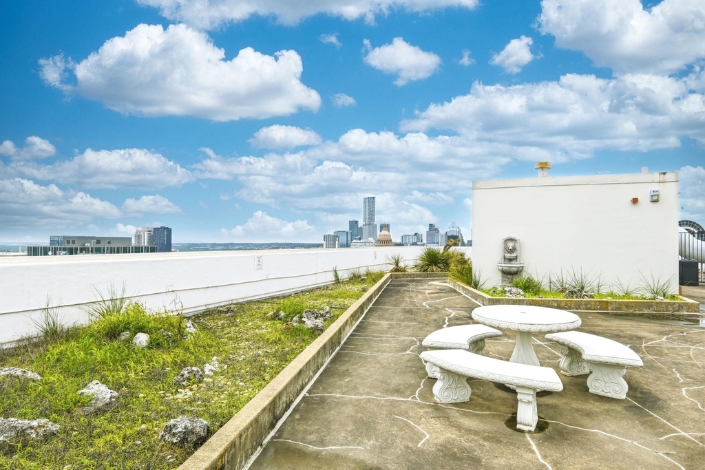 1801 Lavaca St - Photo 27