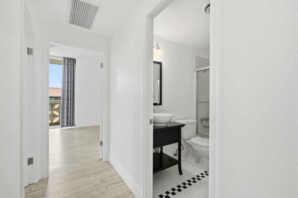 1801 Lavaca St - Photo 9