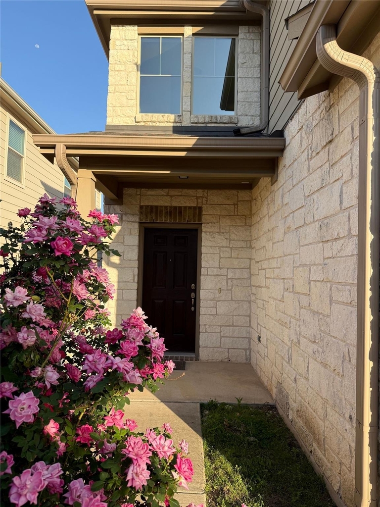 16109 Nightshade St - Photo 2