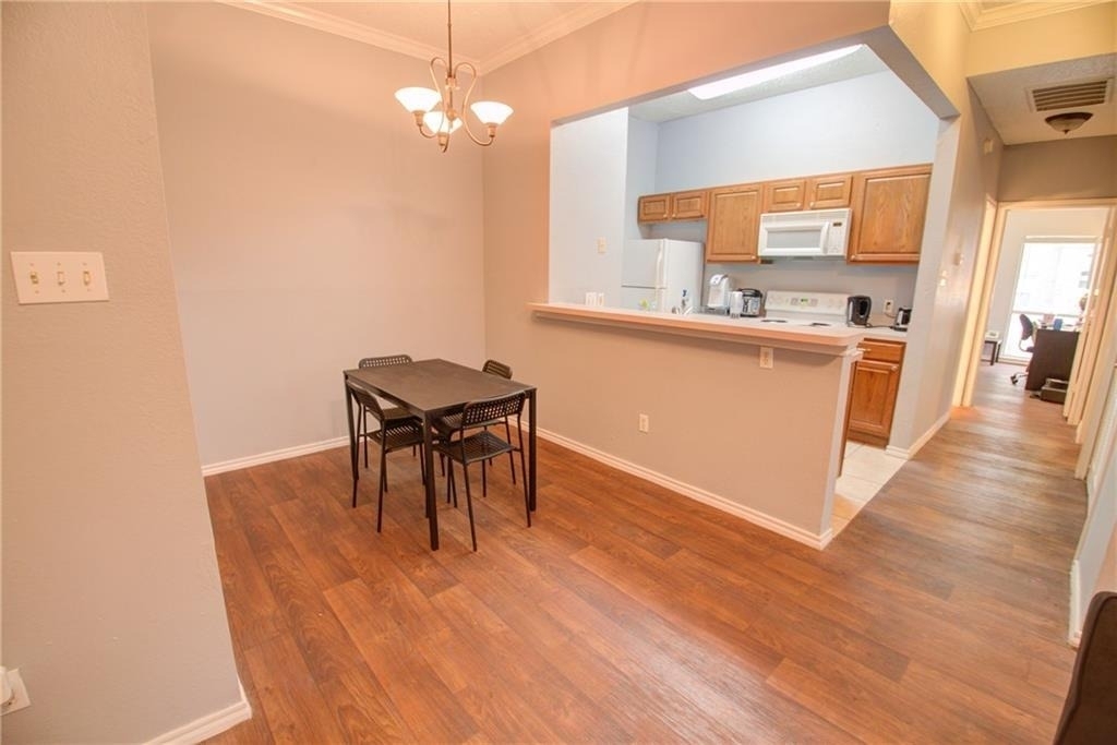 2606 Rio Grande St - Photo 13