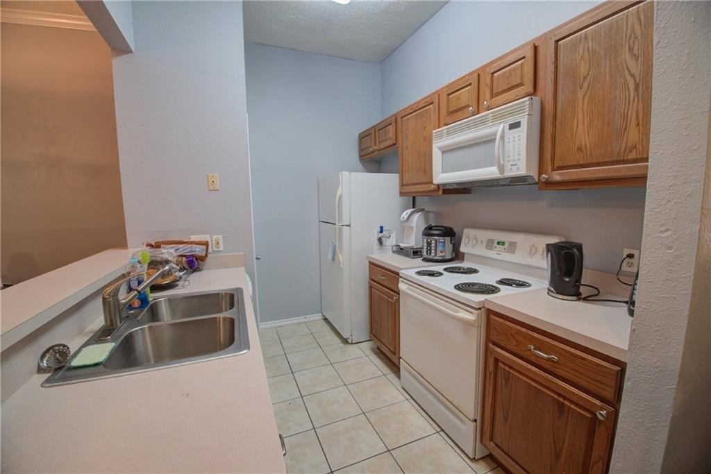 2606 Rio Grande St - Photo 3