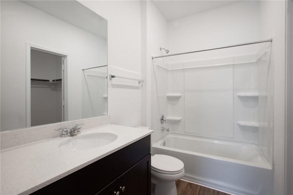 15302 Grenadine Bloom Cv - Photo 6