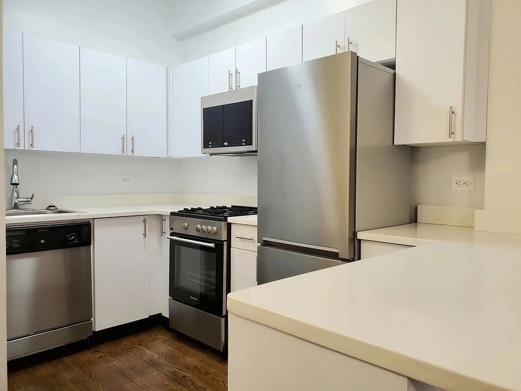 West 22nd Street - Photo 3