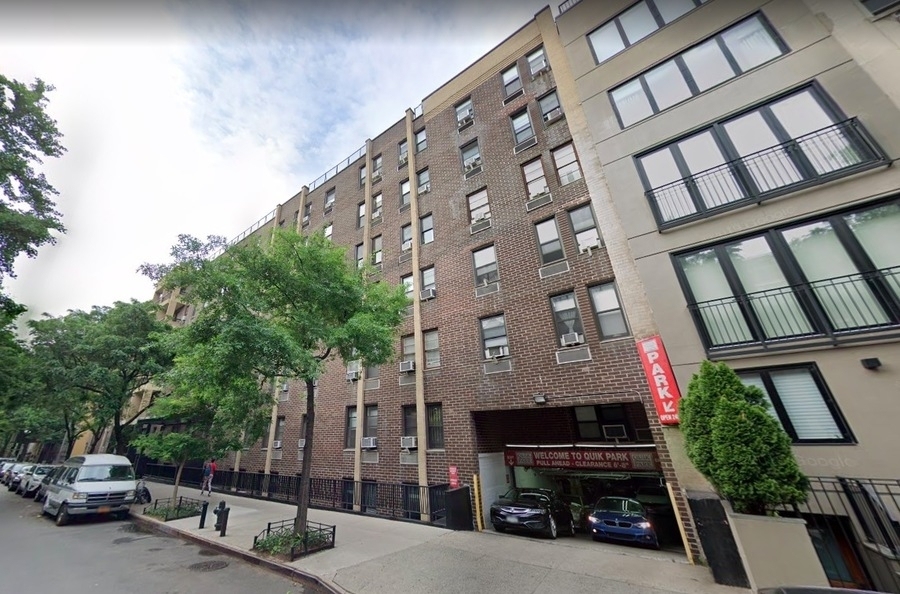 West 22nd Street - Photo 7