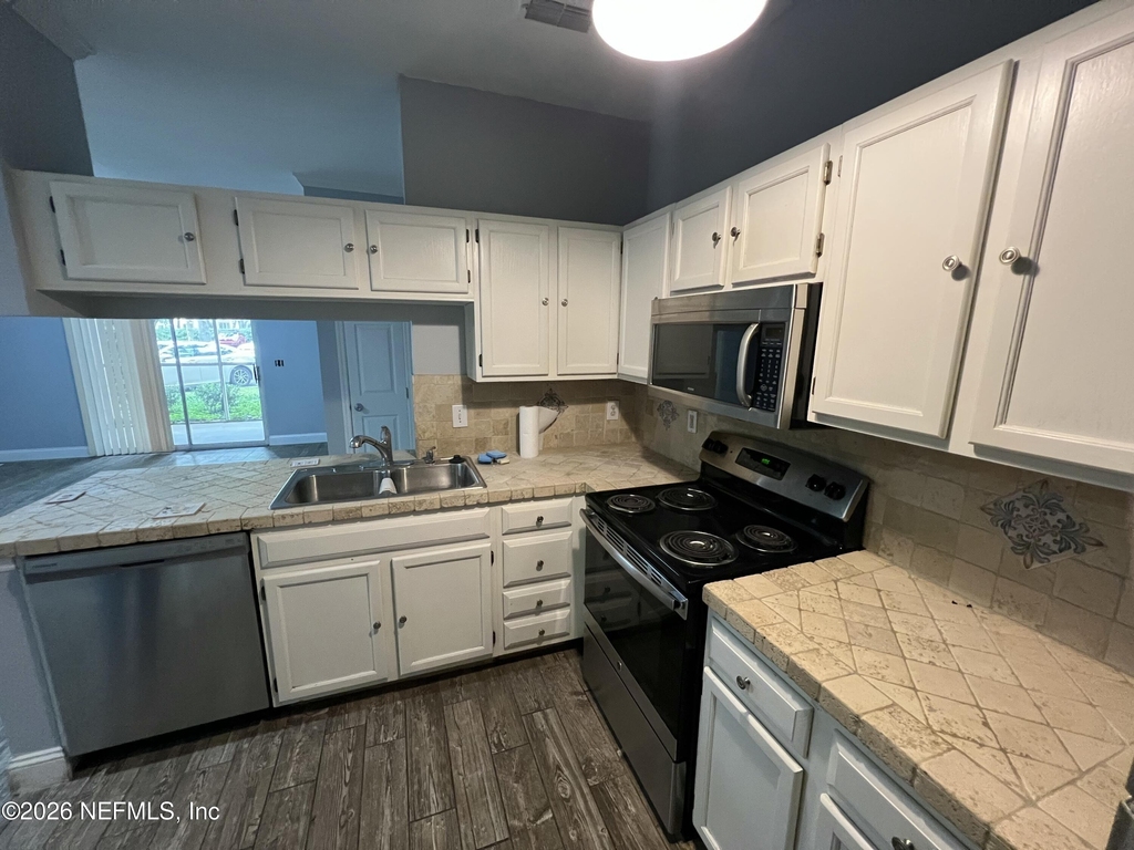 160 Veracruz Drive - Photo 4