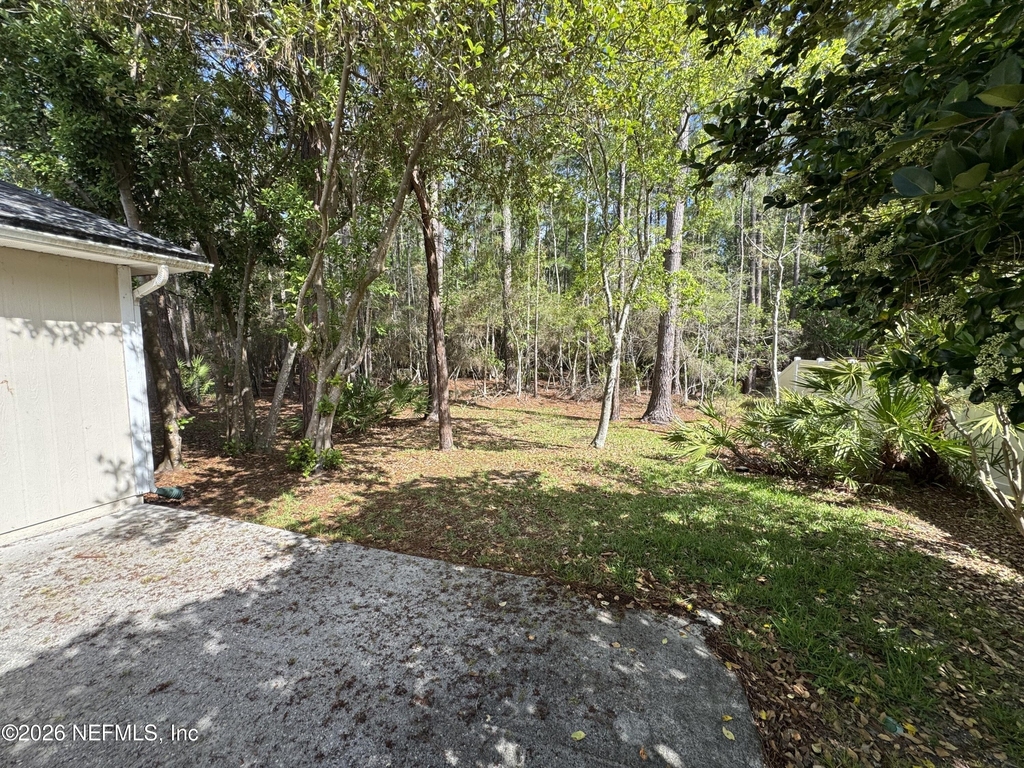 696 Hampton Downs Court - Photo 18