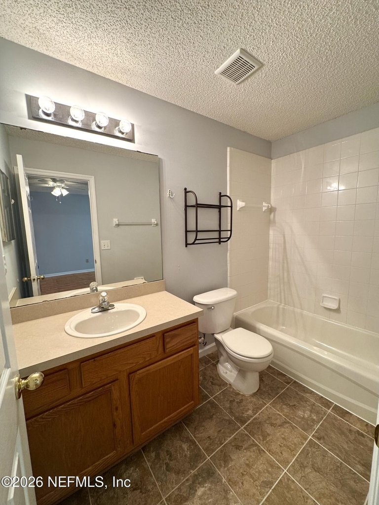 696 Hampton Downs Court - Photo 10