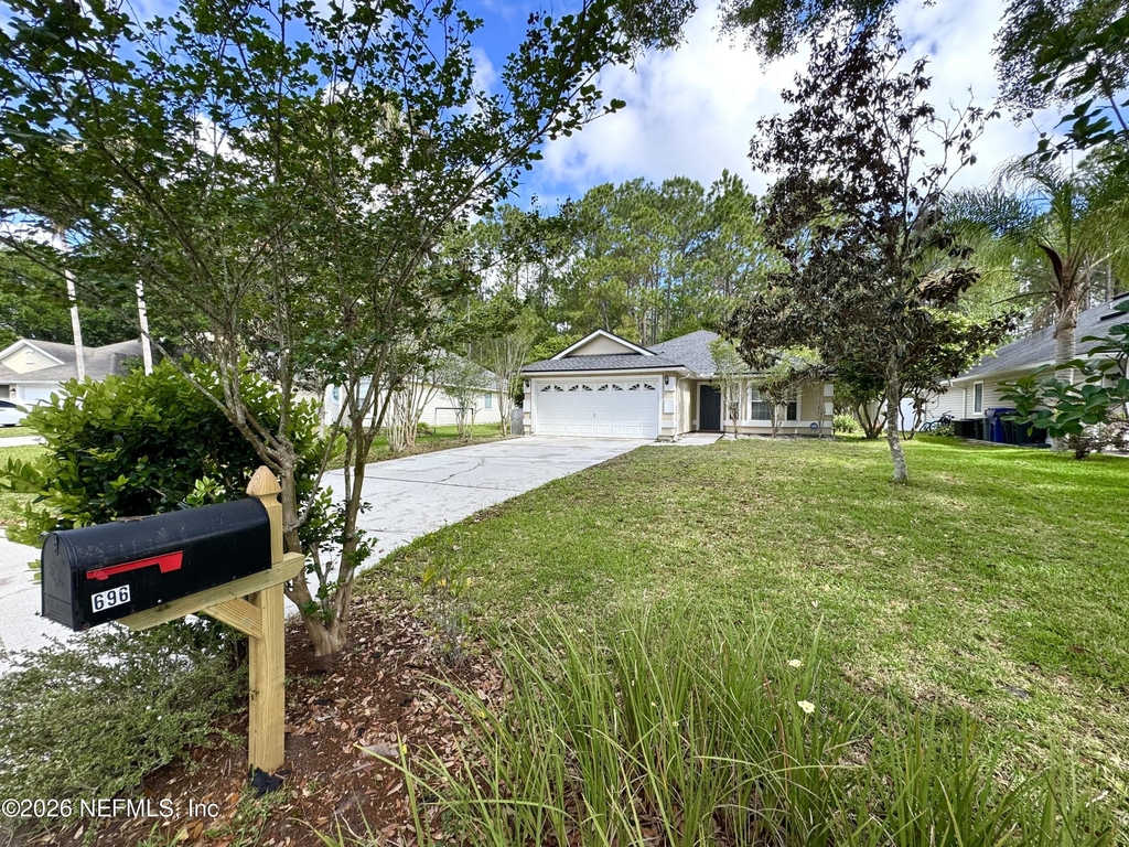 696 Hampton Downs Court - Photo 0