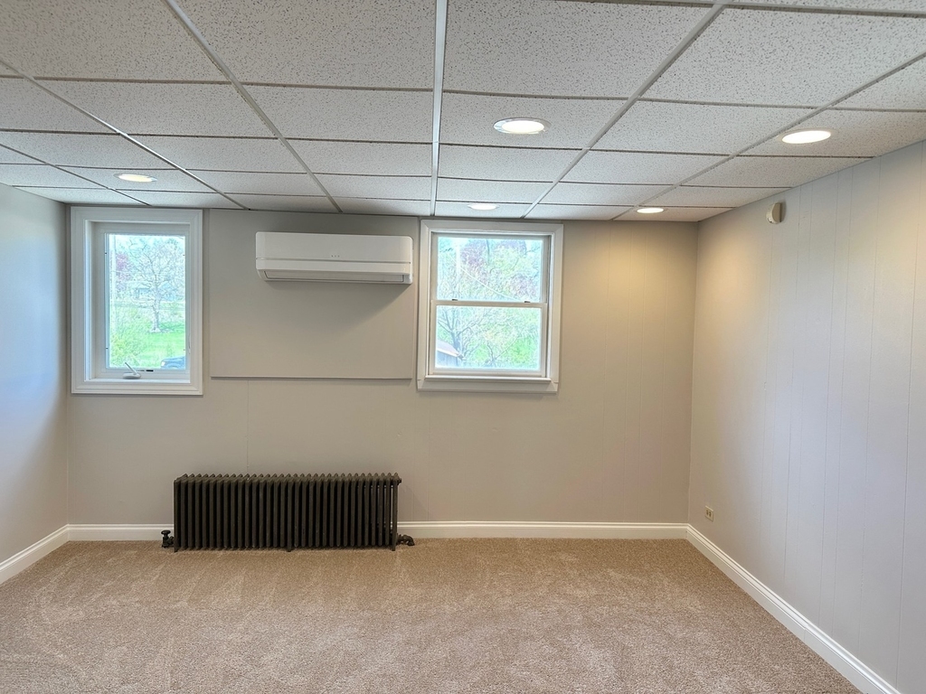 40 Crystal Street - Photo 1