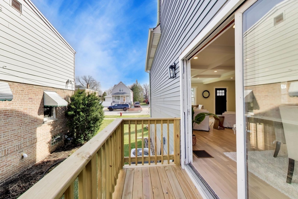 6730 W Dakin Street - Photo 15