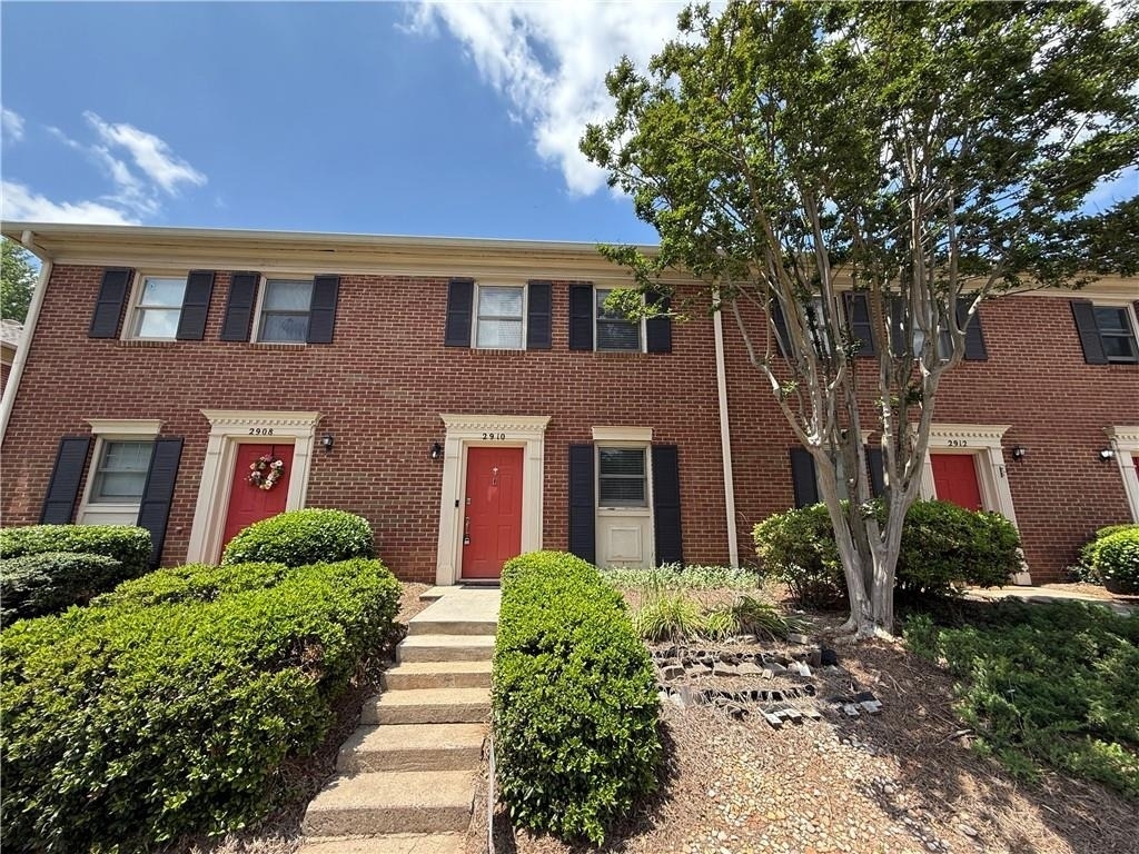 2910 Webb Bridge Road - Photo 0