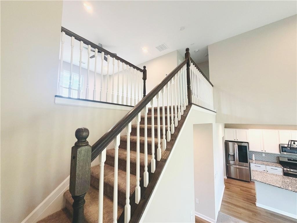 607 Michigan Circle - Photo 9