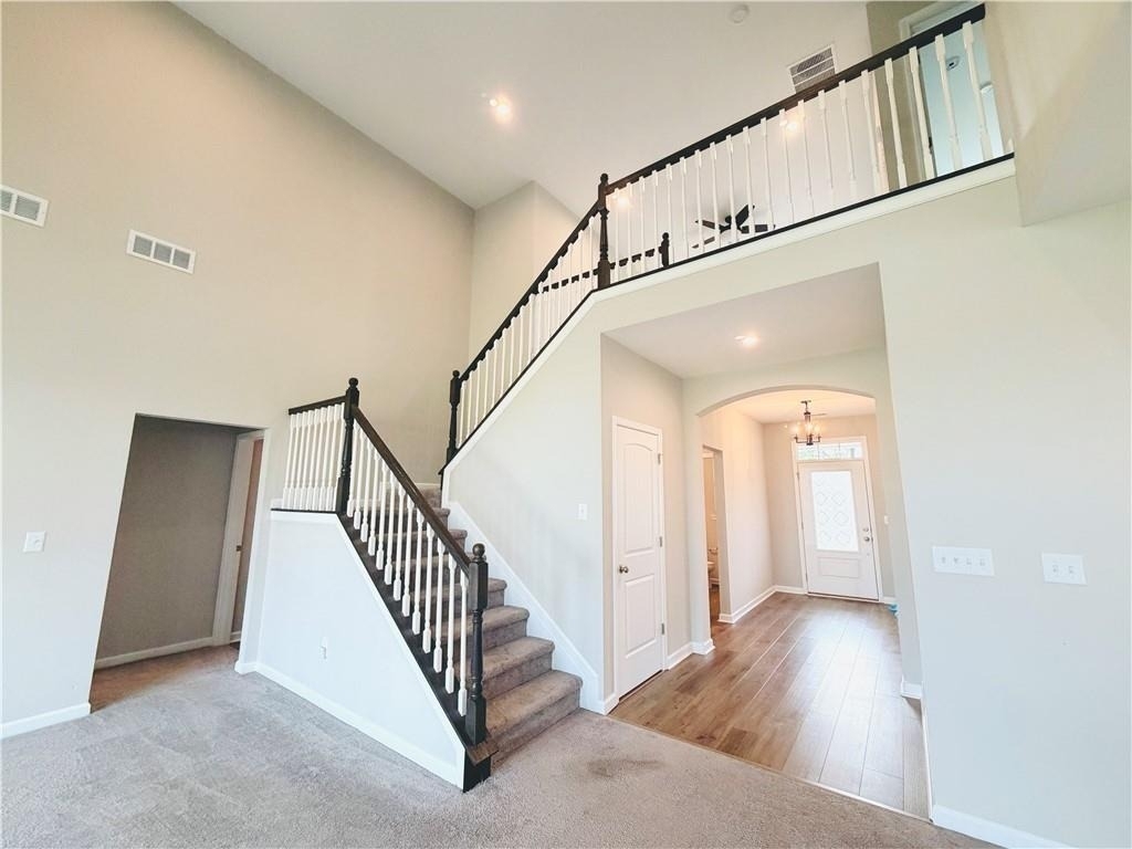 607 Michigan Circle - Photo 3