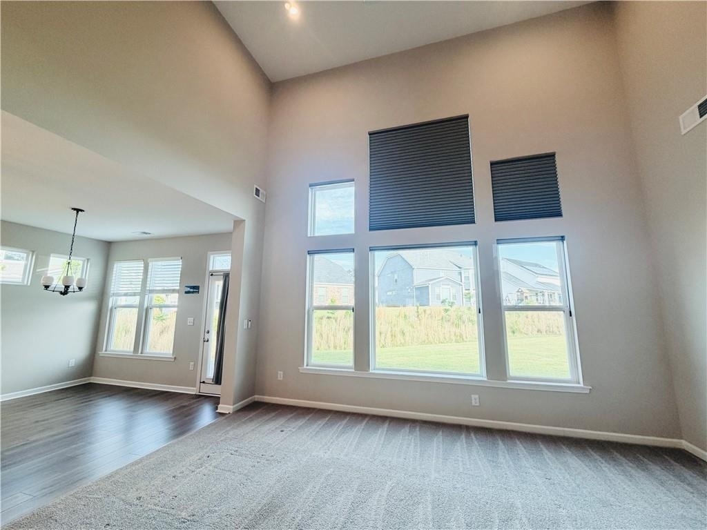 607 Michigan Circle - Photo 8