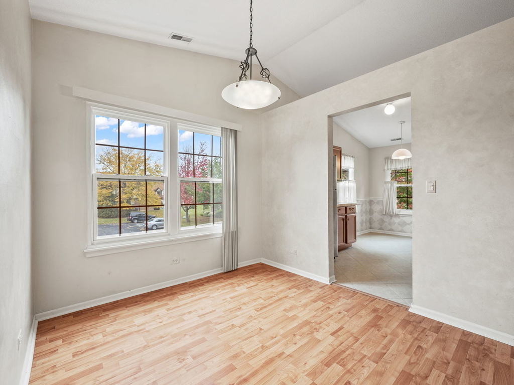216 Stoneybrook Lane - Photo 9