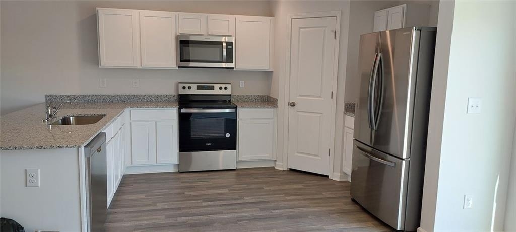 133 Oxford Lane - Photo 2