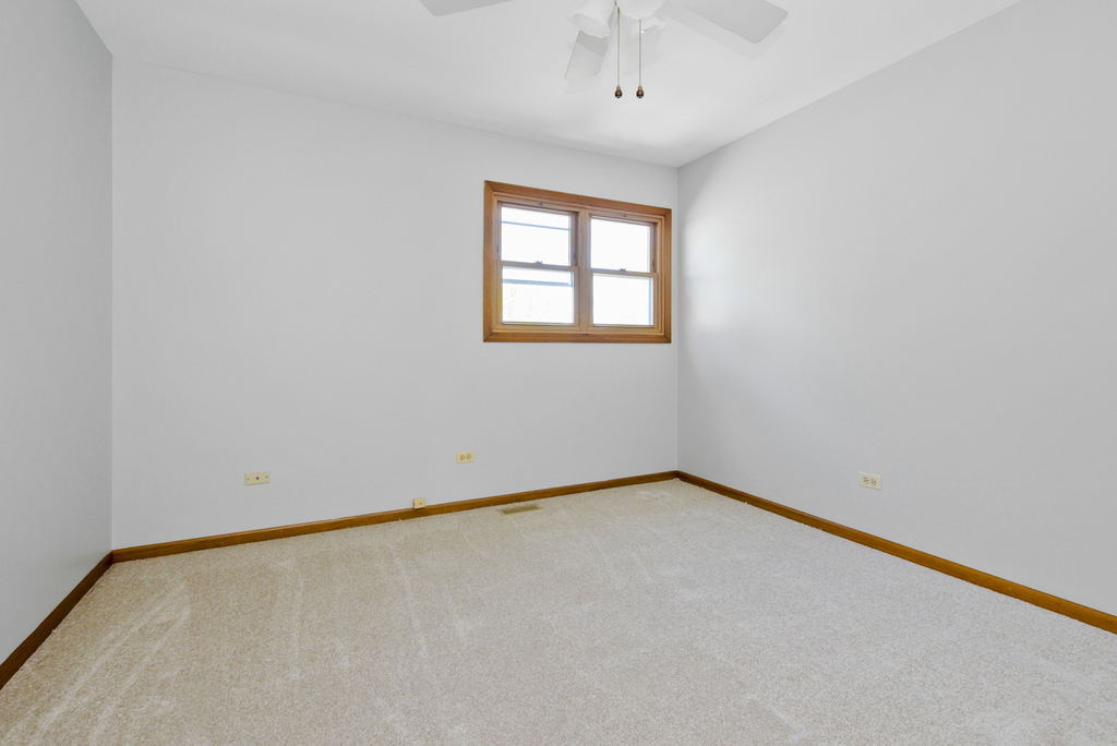 7745 Woodstock Drive - Photo 14