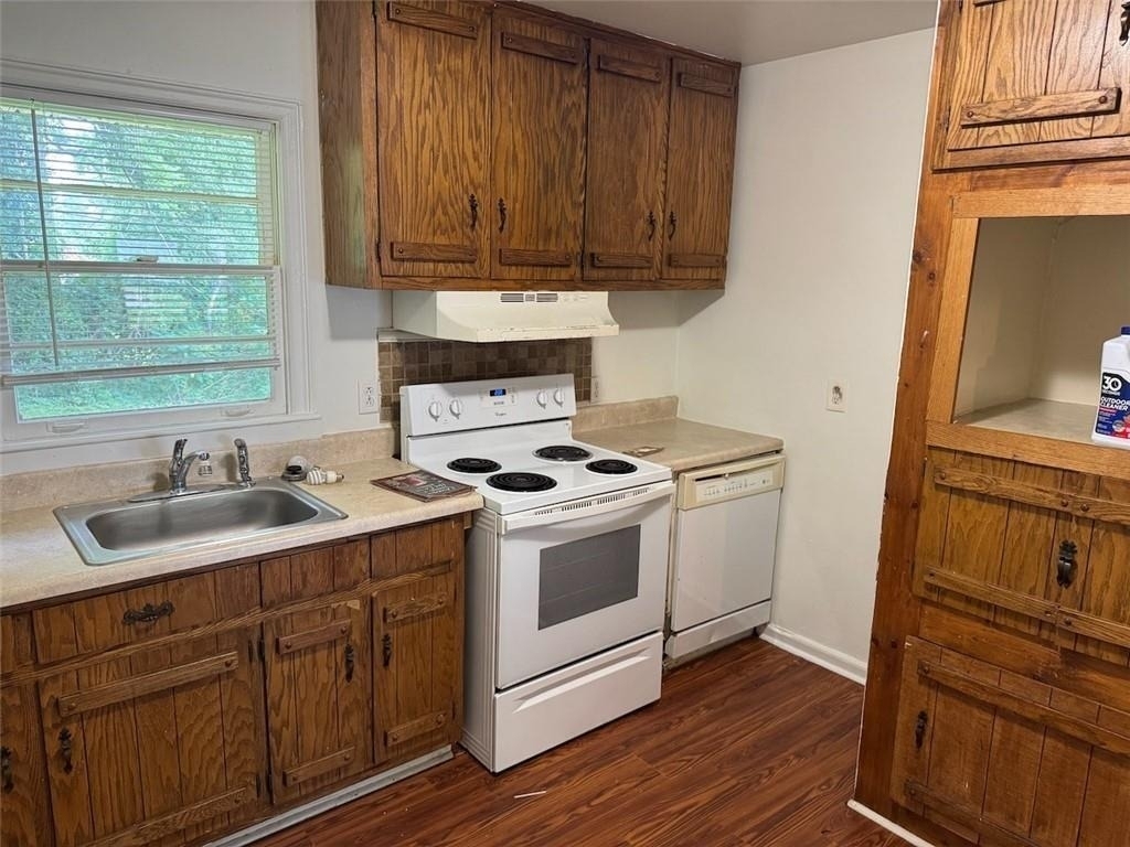 828 Catherine Street - Photo 2