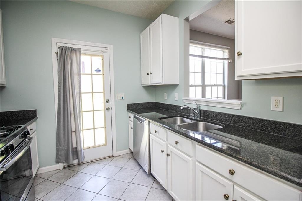 6476 Portside Way - Photo 7