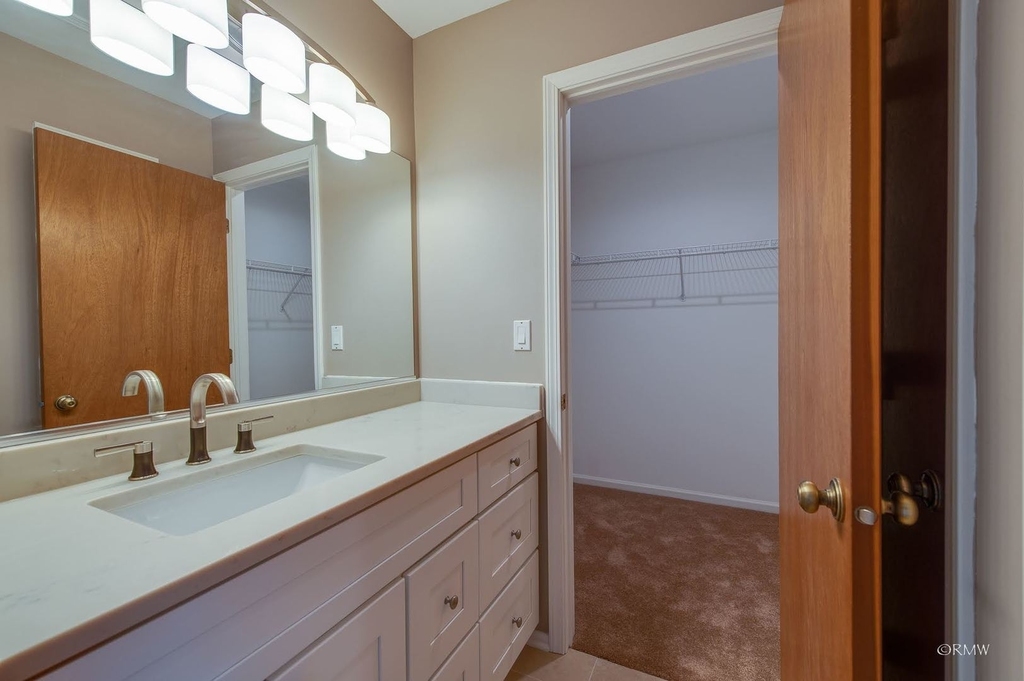 344 Kildare Court - Photo 18